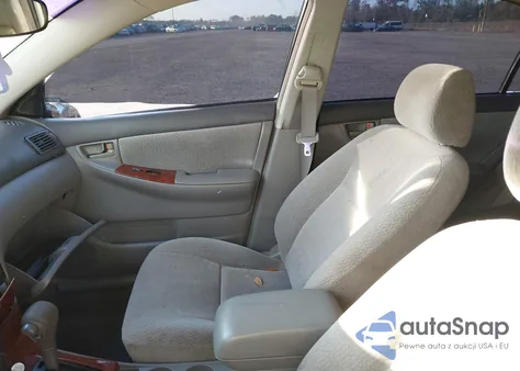 2004 Toyota Corolla Le z USA, uszkodzony, nr VIN 2T1BR32E34C274751